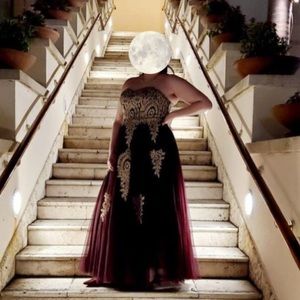 ❤️Beautiful Burgandy Quinceañera/Sweet Sixteen/ Prom Dress❤️